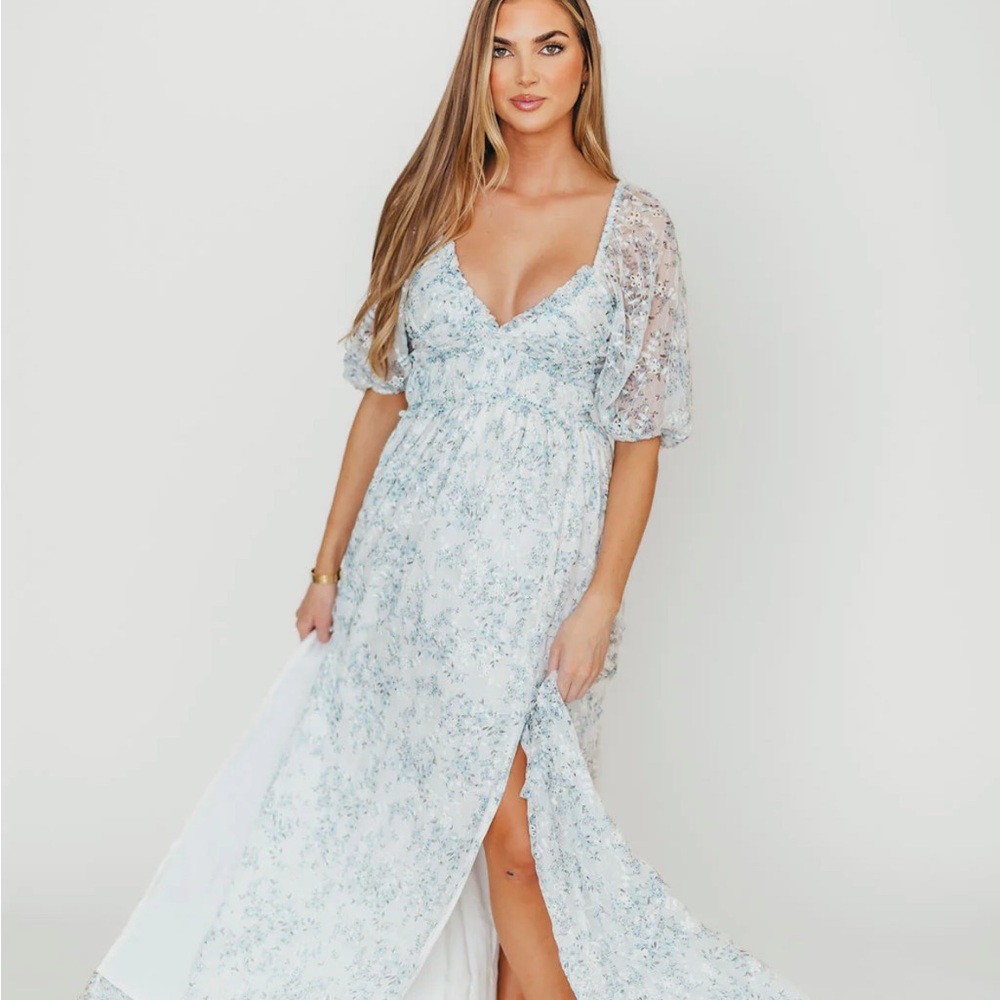 Daphne High Slit Eyelet Detail Maxi Dress in Blue and White Floral